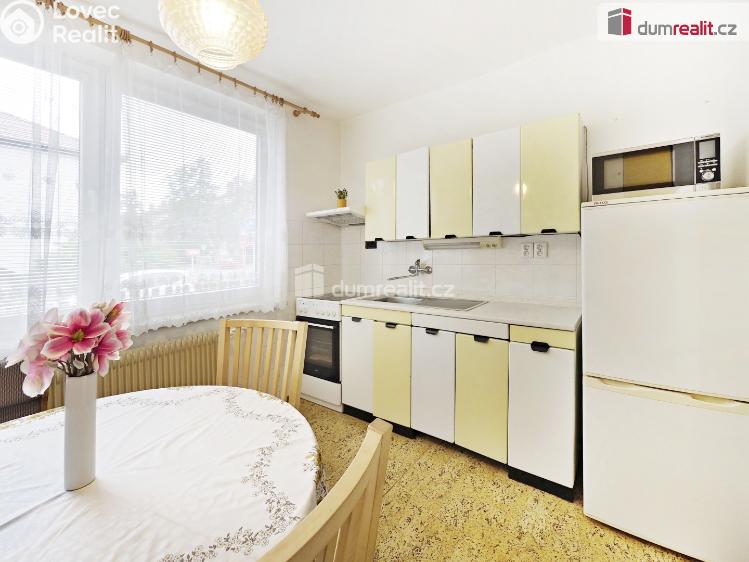 Продаж сімейного будинку Neratovice, Bří Čapků č. 5