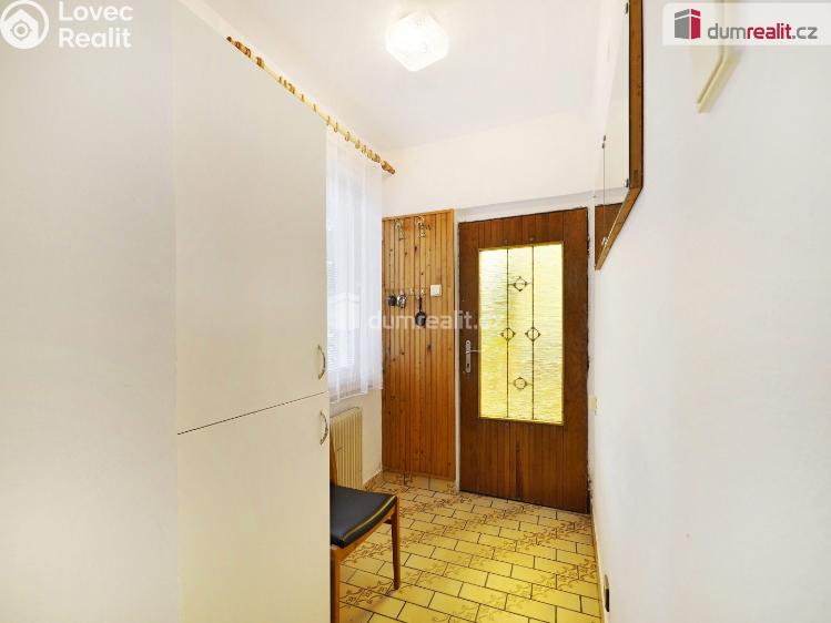 Продаж сімейного будинку Neratovice, Bří Čapků č. 23