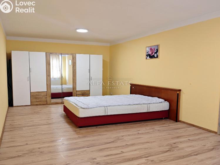 Pronájem bytu 2+KK Karlovy Vary, Sokolovská č. 4