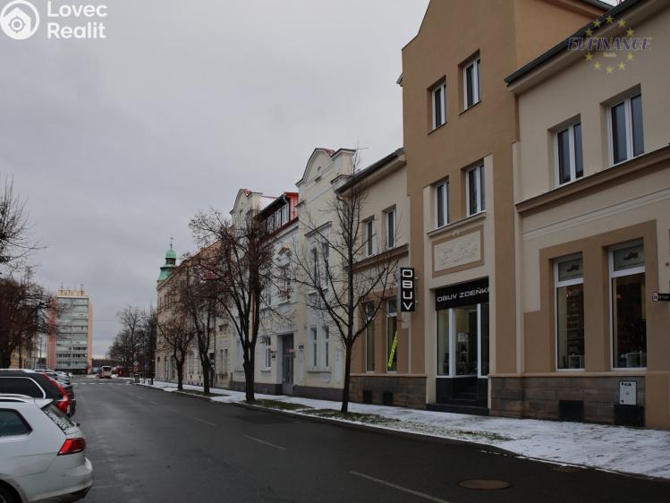 Pronájem bytu 3+KK Kladno, Jana Palacha č. 1