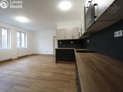 Pronájem bytu 3+KK Kladno, Jana Palacha č. 4