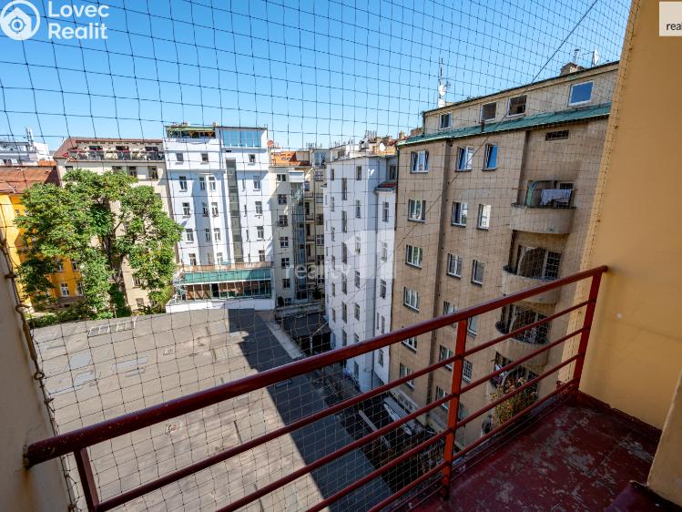 Prodej bytu 3+1 Praha 7, Vinařská č. 36