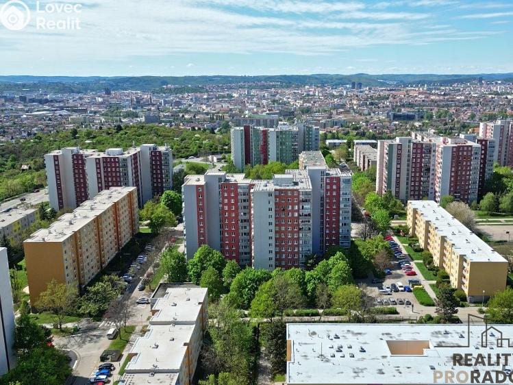 Pronájem bytu 4+1 Brno, Bořetická č. 15