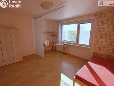 Rent apartment 1+1 Praha 8, Okořská č. 3