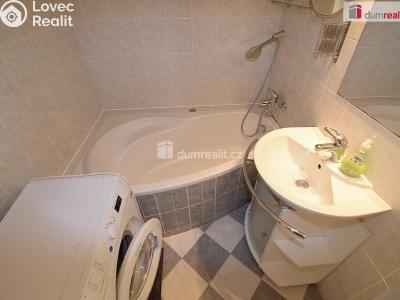 Rent apartment 1+1 Praha 8, Okořská č. 5