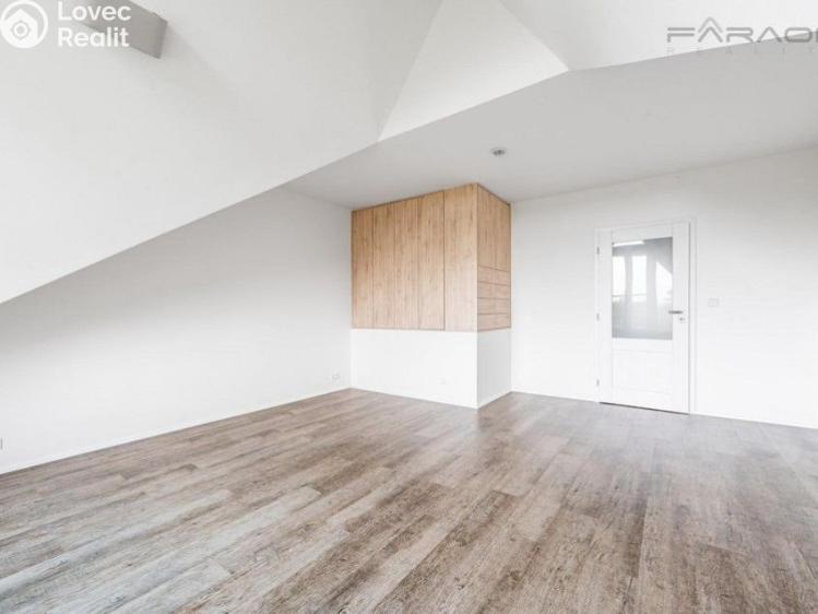 Pronájem rodinného domu Kosoř č. 7