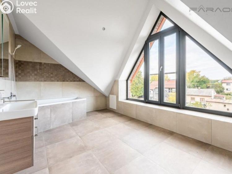 Pronájem rodinného domu Kosoř č. 10