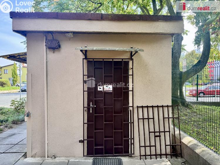 Продаж торгового приміщення Praha 20, Chodovická č. 10