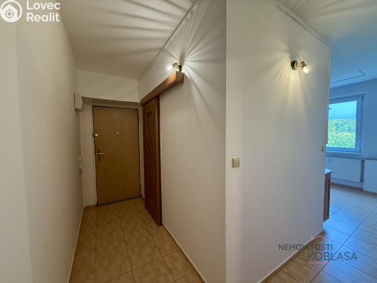 Pronájem bytu 3+1 Chomutov, Kamenný vrch č. 12