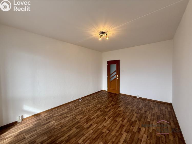 Rent apartment 3+1 Chomutov, Kamenný vrch č. 8