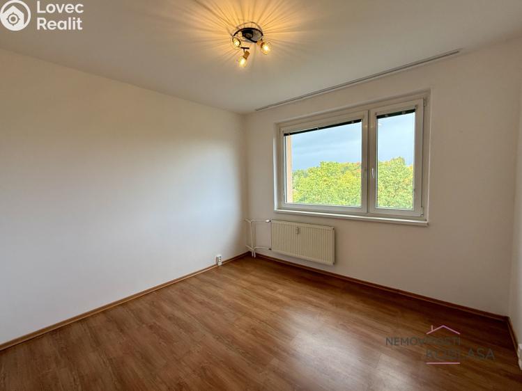 Pronájem bytu 3+1 Chomutov, Kamenný vrch č. 7