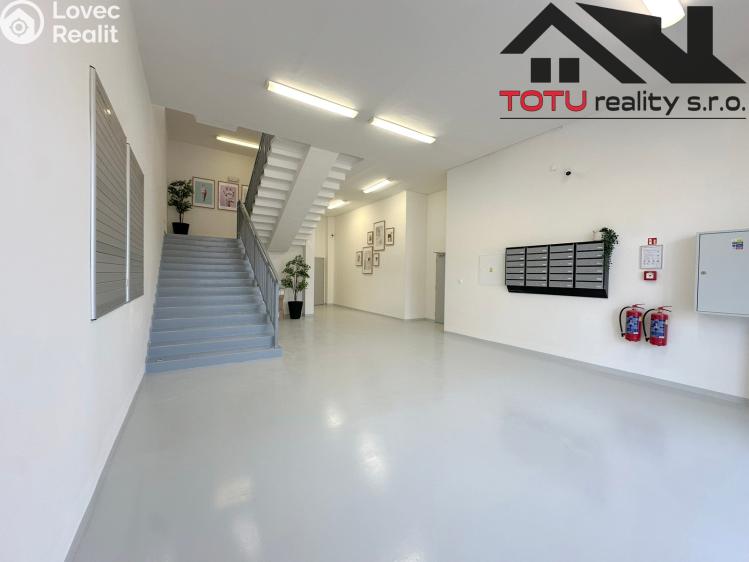 Pronájem kanceláře Jaroměř, Jezbinská č. 11