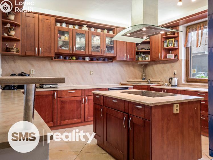 Продажа семейного дома Tvořihráz č. 9