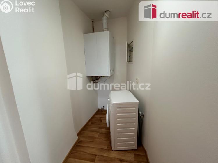 Pronájem bytu 1+KK Kolín, Ovčárecká č. 5