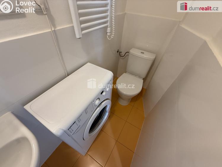 Pronájem bytu 1+KK Praha 5, Na Skalce č. 8