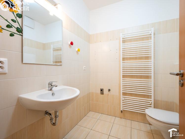 Prodej bytu 2+KK Pardubice, Nemošická 423 č. 12