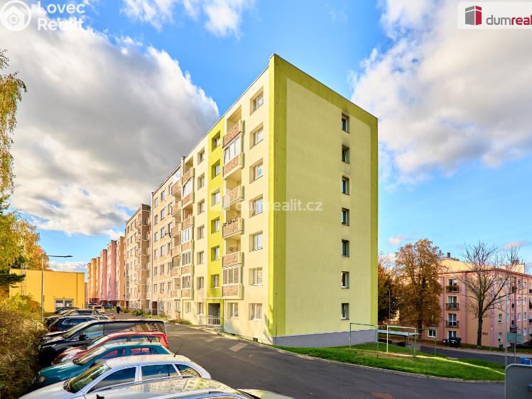 Prodej bytu 3+1 Ostrov, Lidická č. 15