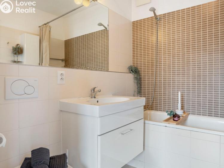 Pronájem bytu 2+KK Praha, K Červenému vrchu 845/2b č. 11