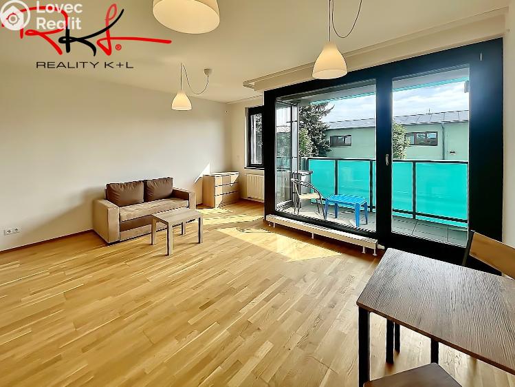 Pronájem bytu 1+KK Praha, U průhonu 1624/1b č. 2