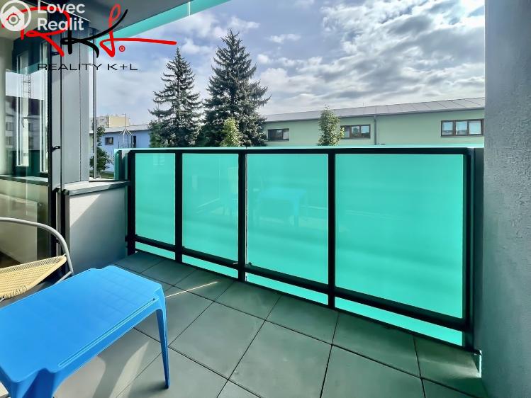 Pronájem bytu 1+KK Praha, U průhonu 1624/1b č. 5