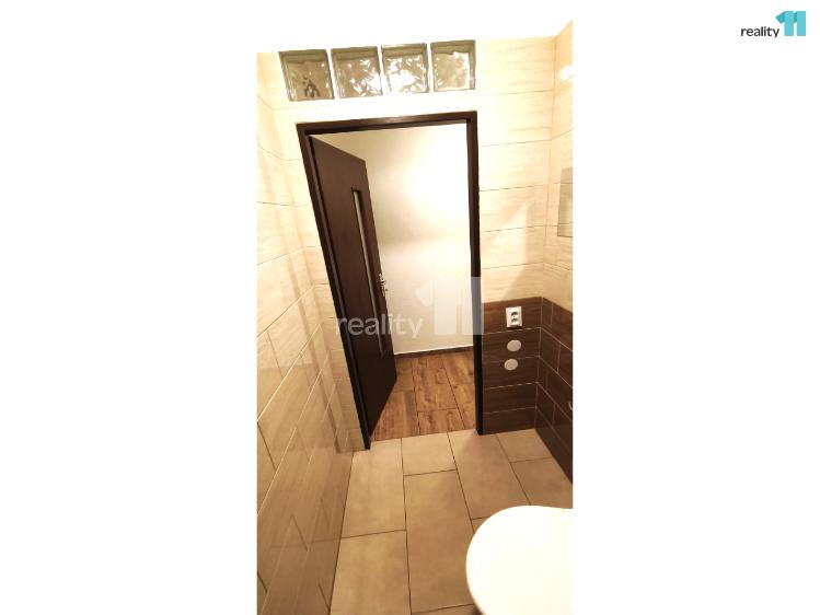 Аренда квартиры 3+KK Praha 8, Nekvasilova č. 19