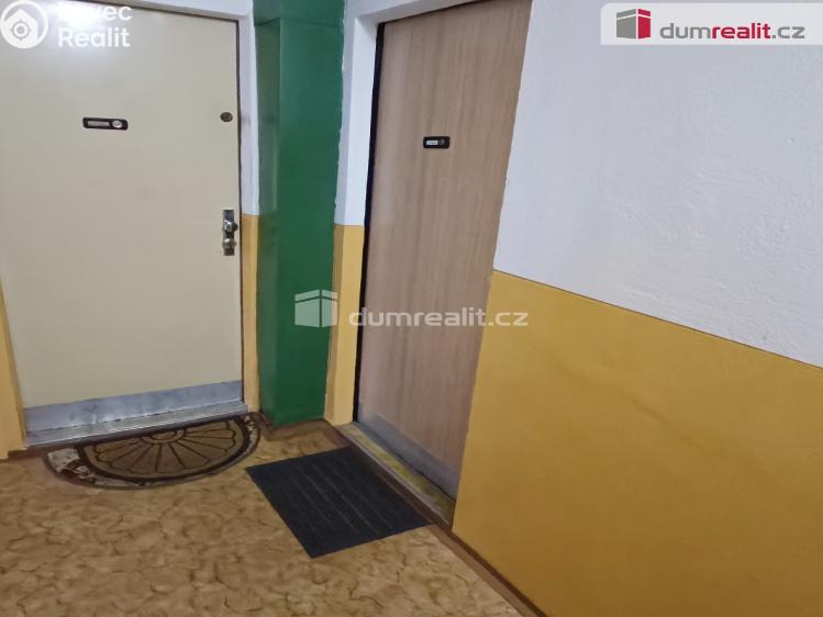 Pronájem bytu 1+1 Děčín, Jezdecká č. 8