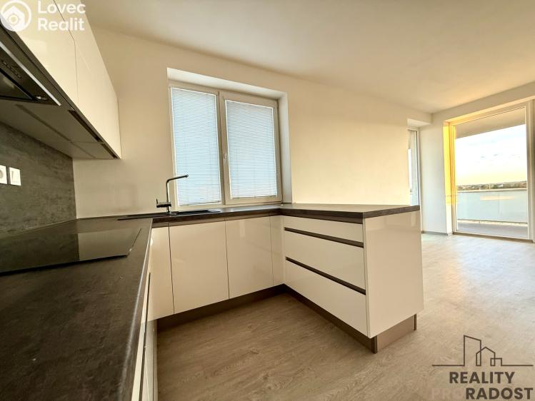 Pronájem bytu 3+KK Olomouc, Topolová č. 7