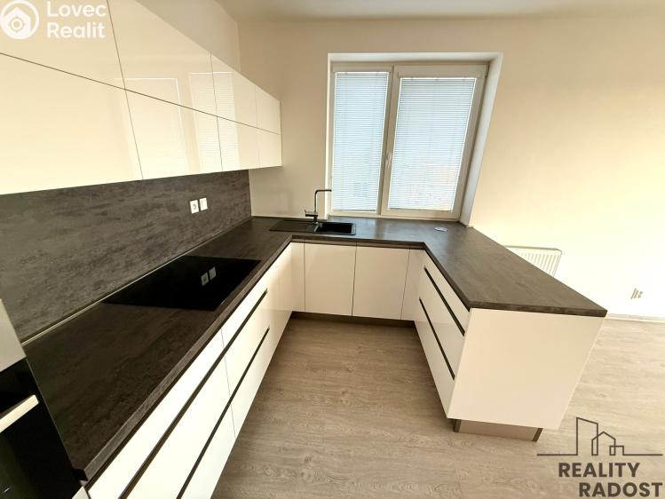 Pronájem bytu 3+KK Olomouc, Topolová č. 8