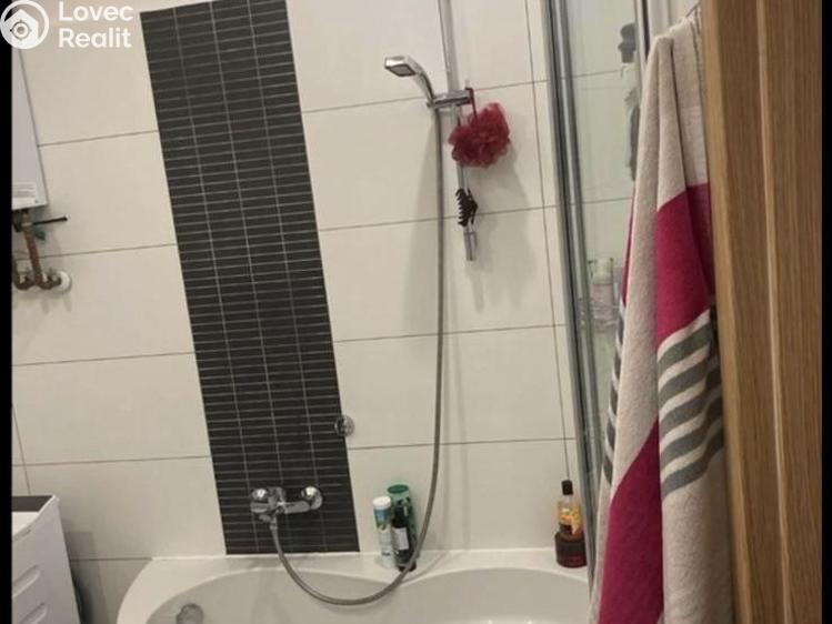 Pronájem bytu 2+KK Praha, Podbělohorská 2072/7 č. 8