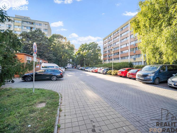 Pronájem bytu 1+KK Pardubice, Ohrazenická č. 9