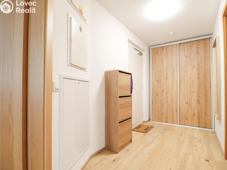 Pronájem bytu 2+KK Praha, Sokolova 719/2 č. 8