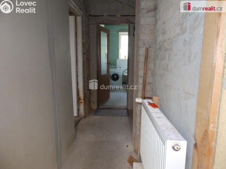 Prodej rodinného domu Jesenice č. 10