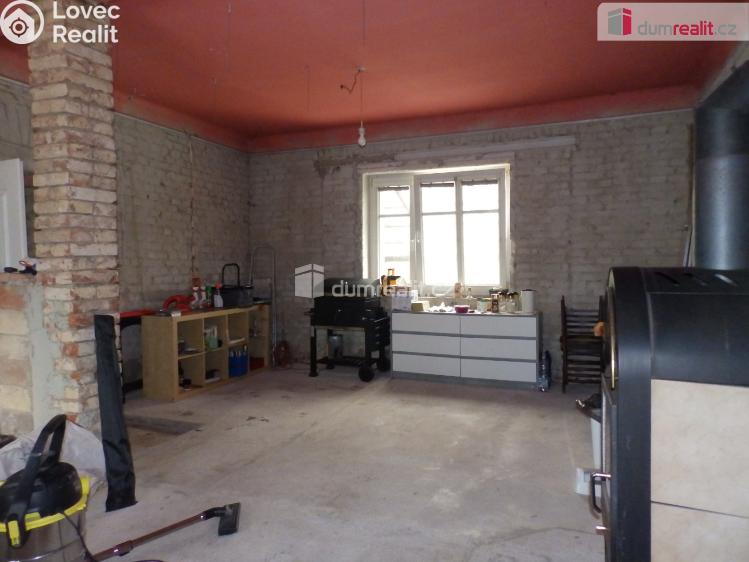 Prodej rodinného domu Jesenice č. 14