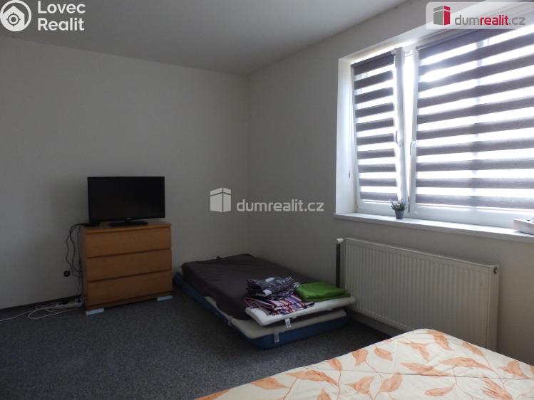 Prodej rodinného domu Jesenice č. 17