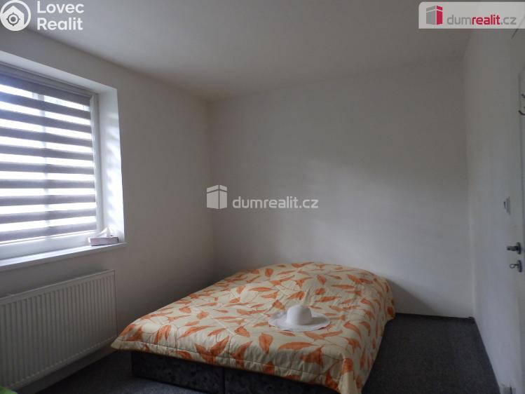 Prodej rodinného domu Jesenice č. 18