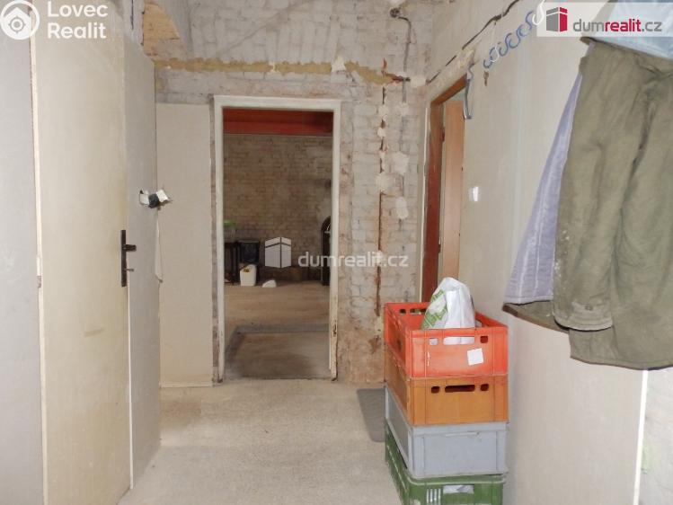 Prodej rodinného domu Jesenice č. 19