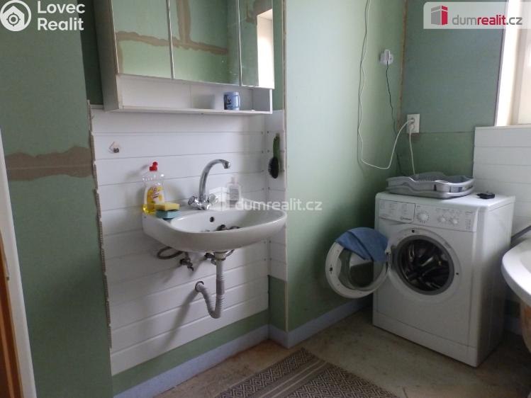 Prodej rodinného domu Jesenice č. 21