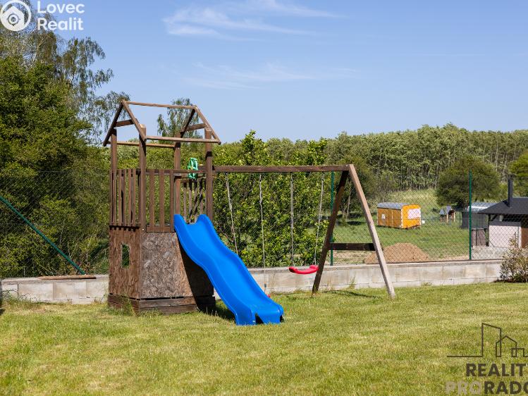 Prodej rodinného domu Srubec, Slunečná č. 7