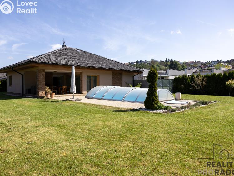 Prodej rodinného domu Srubec, Slunečná č. 8