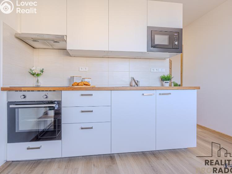 Sale apartment 1+1 Ostrava, Ahepjukova č. 12