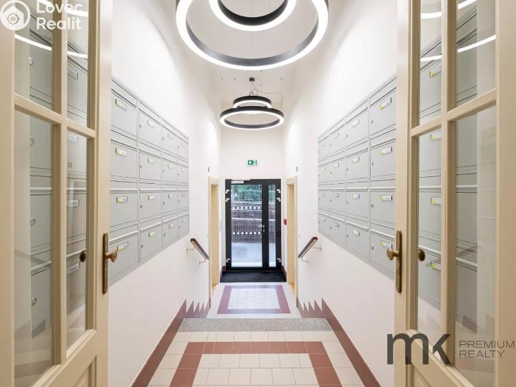 Prodej bytu 2+KK Praha, Studentská č. 1