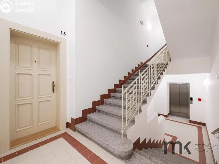 Prodej bytu 2+KK Praha, Studentská č. 13