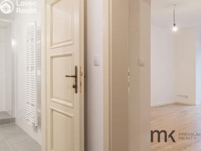 Sale apartment 2+KK Praha, Studentská č. 4