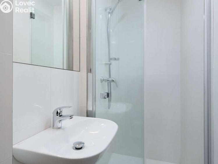 Prodej bytu 2+KK Praha, Čenětická č. 9