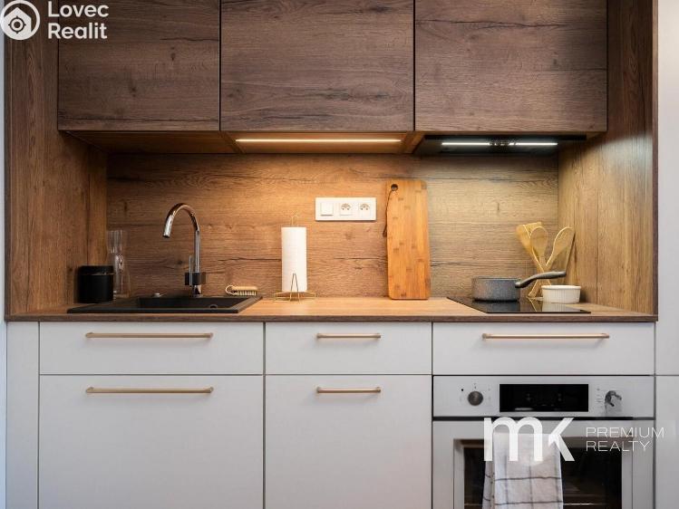 Prodej bytu 2+KK Praha, Hanusova č. 7