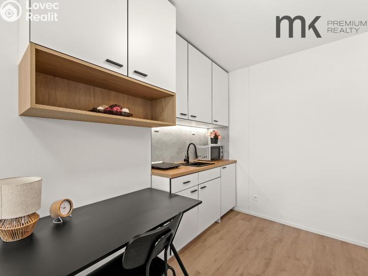 Pronájem bytu 1+KK Praha, Na bitevní pláni 1185/40 č. 2