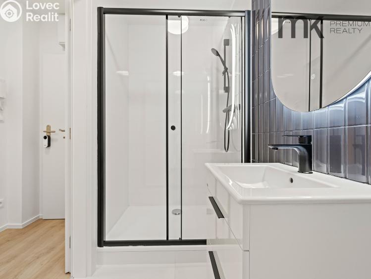 Pronájem bytu 1+KK Praha, Na bitevní pláni 1185/40 č. 7