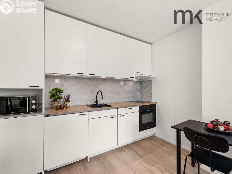 Rent apartment 1+KK Praha, Na bitevní pláni 1185/40 č. 6