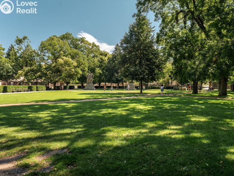 Pronájem bytu 1+KK Praha, Na bitevní pláni 1185/40 č. 21