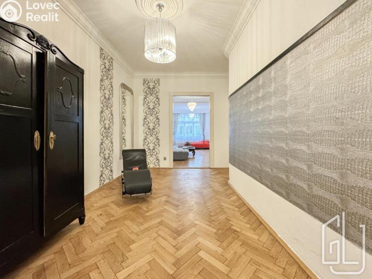 Pronájem bytu 4+1 Praha, Soukenická č. 9